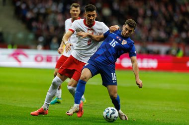 Jan Bednarek, Martin Baturina UEFA Uluslar Ligi maçında Polonya ve Hırvatistan milli takımları arasında PGE Narodowy 'da görüldü (Maciej Rogowski)