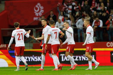 Polonya milli takımı, Polonya ve Hırvatistan milli takımları arasında PGE Narodowy 'de oynanan UEFA Milletler Ligi maçında gol attıktan sonra kutlama yaparken görüldü (Maciej Rogowski)