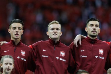 Kacper Urbanski, Karol Swiderski ve Jakub Moder, Polonya ve Hırvatistan milli takımları arasında oynanan UEFA Uluslar Ligi maçında PGE Narodowy 'da (Maciej Rogowski)