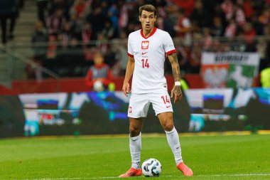 Jakub Kiwior, Polonya ve Portekiz milli takımları arasında PGE Narodowy 'de oynanan UEFA Uluslar Ligi maçı sırasında görüldü (Maciej Rogowski)