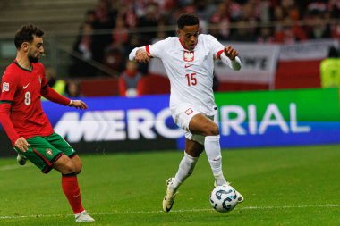 Bruno Fernandes ve Michael Ameyaw, UEFA Uluslar Ligi maçında Polonya ve Portekiz milli takımları arasında PGE Narodowy 'da görüldü (Maciej Rogowski)