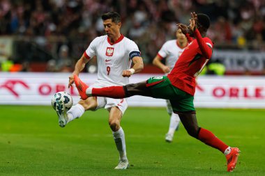 Robert Lewandowski ve Nuno Mendes, Polonya ve Portekiz milli takımları arasında oynanan UEFA Uluslar Ligi maçında PGE Narodowy 'de görüldü (Maciej Rogowski)