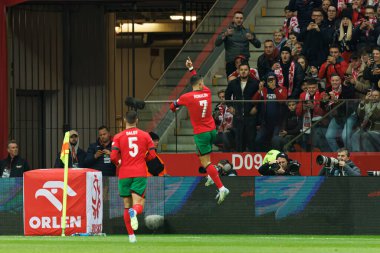 Cristiano Ronaldo, PGE Narodowy (Maciej Rogowski) 'de Polonya ve Portekiz milli takımları arasında oynanan UEFA Milletler Ligi maçında gol attıktan sonra kutlama yaparken görüldü.)