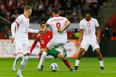 Bernardo Silva, Robert Lewandowski UEFA Uluslar Ligi maçında PGE Narodowy 'da Polonya ve Portekiz milli takımları arasında görüldü (Maciej Rogowski)