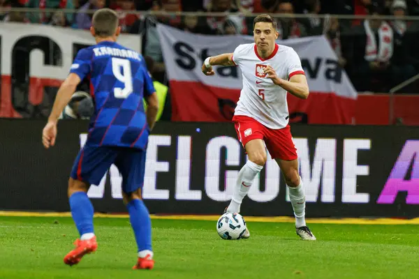 Jan Bednarek, Polonya ve Hırvatistan milli takımları arasında oynanan UEFA Uluslar Ligi maçı sırasında PGE Narodowy 'da görüldü (Maciej Rogowski)