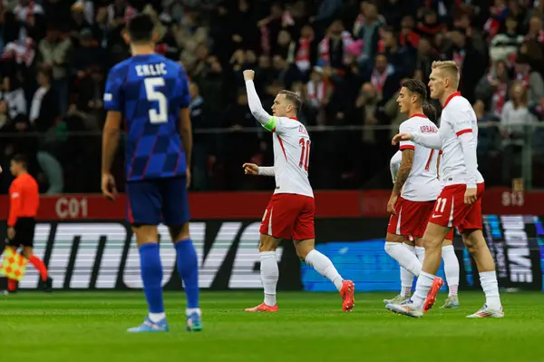 Piotr Zielinski, Polonya ve Hırvatistan milli takımları arasında oynanan UEFA Milletler Ligi maçında PGE Narodowy 'da (Maciej Rogowski)