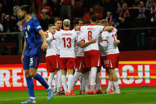 Polonya milli takımı, Polonya ve Hırvatistan milli takımları arasında PGE Narodowy 'de oynanan UEFA Milletler Ligi maçında gol attıktan sonra kutlama yaparken görüldü (Maciej Rogowski)
