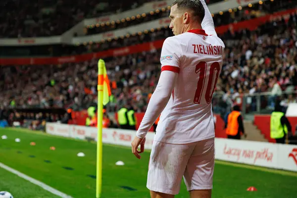 Piotr Zielinski, Polonya ve Portekiz milli takımları arasında oynanan UEFA Uluslar Ligi maçı sırasında PGE Narodowy 'da görüldü (Maciej Rogowski)