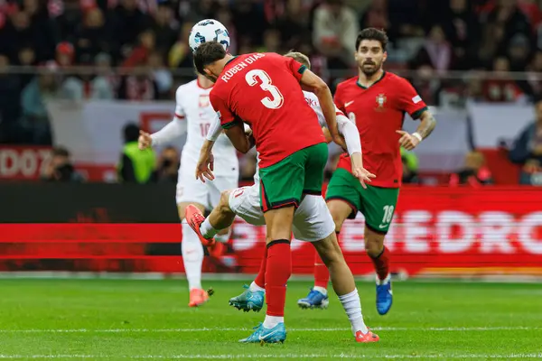 Ruben Dias, Polonya ve Portekiz milli takımları arasında PGE Narodowy 'de oynanan UEFA Uluslar Ligi maçında görüldü (Maciej Rogowski)