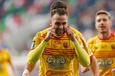 İsa İmaz, Stadyum Zaglebia Lubin 'deki Zaglebie Lubin ve Jagiellonia Bialystok takımları arasında oynanan PKO BP Ekstraklasa maçında gol attıktan sonra kutlama yaparken görüldü (Maciej Rogowski)