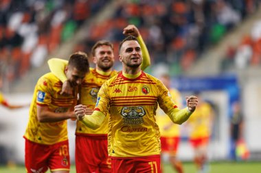 İsa İmaz, Stadyum Zaglebia Lubin 'deki Zaglebie Lubin ve Jagiellonia Bialystok takımları arasında oynanan PKO BP Ekstraklasa maçında gol attıktan sonra kutlama yaparken görüldü (Maciej Rogowski)