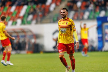 İsa İmaz, Stadyum Zaglebia Lubin 'deki Zaglebie Lubin ve Jagiellonia Bialystok takımları arasında oynanan PKO BP Ekstraklasa maçında gol attıktan sonra kutlama yaparken görüldü (Maciej Rogowski)