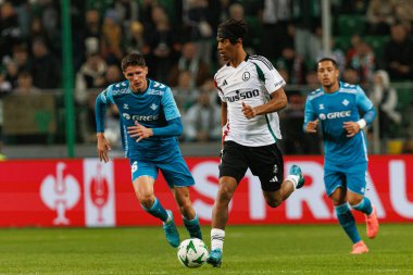 Max Oyedele, UEFA Avrupa Konferansı sırasında Stadion Miejski Legii Warszawa 'da Legia Warszawa ve Real Betis Balompie takımları arasında görüldü (Maciej Rogowski)