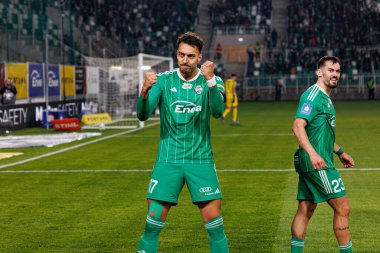 Leonardo Rocha, Stadyum 'daki Radomiak Radom ve Puszcza Niepolomice takımları arasında oynanan PKO BP Ekstraklasa maçında gol attıktan sonra kutlama yaparken görüldü. Braci Czachorow (Maciej Rogowski)