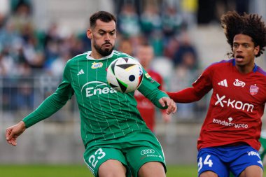 Paulo Henrique, Adriano Amorim, PKO BP Ekstraklasa maçında Radomiak Radom ve Rakow Czestochowa takımları arasında Stadion Miejski im 'de görüldü. Braci Czachorow (Maciej Rogowski)