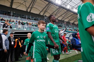 Zie Ouattara, PKO BP Ekstraklasa maçında Radomiak Radom ve Rakow Czestochowa takımları arasında Stadion Miejski im 'de görüldü. Braci Czachorow (Maciej Rogowski)