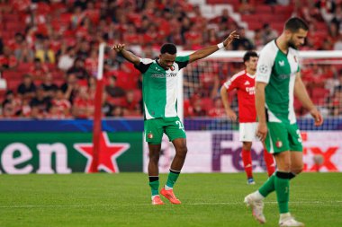 Antoni Milambo, SL Benfica ve Feyenoord (Maciej Rogowski) takımları arasındaki UEFA Şampiyonlar Ligi maçında gol attıktan sonra kutlama yaparken görüldü.)