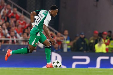 Antoni Milambo, UEFA Şampiyonlar Ligi maçında SL Benfica ve Feyenoord (Maciej Rogowski) takımları arasında görüldü.)