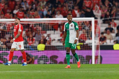 Antoni Milambo, SL Benfica ve Feyenoord (Maciej Rogowski) takımları arasındaki UEFA Şampiyonlar Ligi maçında gol attıktan sonra kutlama yaparken görüldü.)