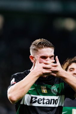 Viktor Gyokeres, Estadio Jose Alvalade 'de (Maciej Rogowski) CP ve CF Estrela Amadora takımları arasında oynanan Liga Portekiz maçında gol attıktan sonra kutlama yaparken görüldü.)