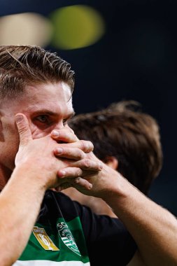 Viktor Gyokeres, Estadio Jose Alvalade 'de (Maciej Rogowski) CP ve CF Estrela Amadora takımları arasında oynanan Liga Portekiz maçında gol attıktan sonra kutlama yaparken görüldü.)