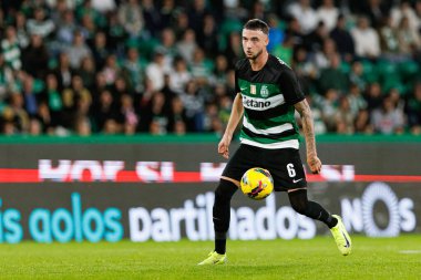 Estadio Jose Alvalade 'de (Maciej Rogowski) Sporting CP ve CF Estrela Amadora takımları arasında oynanan Liga Portekiz maçı sırasında Zeno Debast görüldü)
