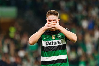 Viktor Gyokeres, Estadio Jose Alvalade 'de (Maciej Rogowski) CP ve CF Estrela Amadora takımları arasında oynanan Liga Portekiz maçında gol attıktan sonra kutlama yaparken görüldü.)