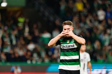 Viktor Gyokeres, Estadio Jose Alvalade 'de (Maciej Rogowski) CP ve CF Estrela Amadora takımları arasında oynanan Liga Portekiz maçında gol attıktan sonra kutlama yaparken görüldü.)