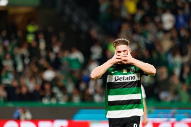 Viktor Gyokeres, Estadio Jose Alvalade 'de (Maciej Rogowski) CP ve CF Estrela Amadora takımları arasında oynanan Liga Portekiz maçında gol attıktan sonra kutlama yaparken görüldü.)