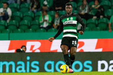 Ousmane Diomande, Liga Portekiz maçı sırasında Estadio Jose Alvalade 'de CP ve CF Estrela Amadora (Maciej Rogowski) takımları arasında görüldü.)