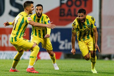 Bebeto, Benfica Kampüsü 'nde (Maciej Rogowski) SL Benfica B ve CD Tondela takımları arasında oynanan Liga Portekiz 2 maçında gol attıktan sonra kutlama yaparken görüldü.)