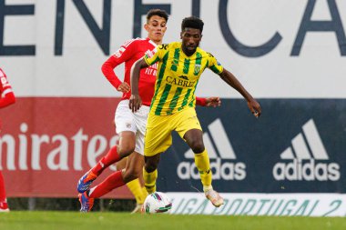 Joao Rego, Helder Tavares Liga Portekiz 2 maçında Benfica B ve CD Tondela takımları arasında Benfica Kampüsü 'nde (Maciej Rogowski)
