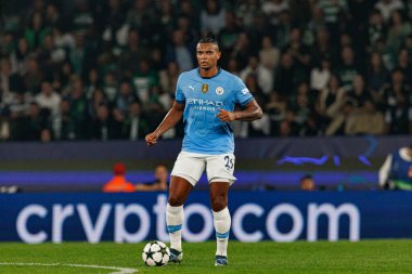 Manuel Akanji UEFA Şampiyonlar Ligi maçında Sporting CP ve Manchester City FC takımları arasında görüldü (Maciej Rogowski)