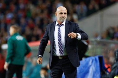 Michal Probierz, UEFA Uluslar Ligi maçında Portekiz ve Polonya milli takımları arasında Estadio do Dragao 'da görüldü (Maciej Rogowski)