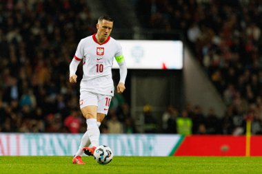 Piotr Zielinski, UEFA Uluslar Ligi maçında Portekiz ve Polonya milli takımları arasında Estadio do Dragao 'da görüldü (Maciej Rogowski)