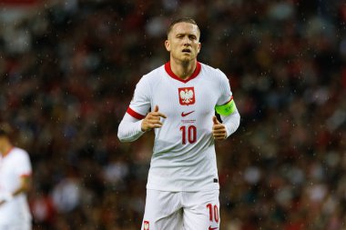 Piotr Zielinski, UEFA Uluslar Ligi maçında Portekiz ve Polonya milli takımları arasında Estadio do Dragao 'da görüldü (Maciej Rogowski)