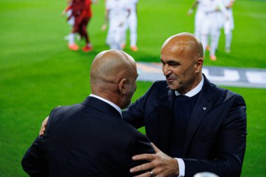 Michal Probierz, Roberto Martinez UEFA Uluslar Ligi maçında Portekiz ve Polonya milli takımları arasında Estadio do Dragao 'da görüldü (Maciej Rogowski)