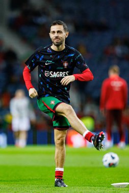 Portekiz ve Polonya milli takımları arasında Estadio do Dragao 'da oynanan UEFA Uluslar Ligi maçında Bernardo Silva görüldü (Maciej Rogowski)