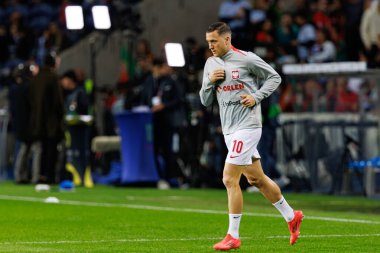 Piotr Zielinski, UEFA Uluslar Ligi maçında Portekiz ve Polonya milli takımları arasında Estadio do Dragao 'da görüldü (Maciej Rogowski)