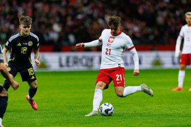 Nicola Zalewski, Polonya ve İskoçya milli takımları arasında PGE Narodowy 'de oynanan UEFA Uluslar Ligi maçında görüldü (Maciej Rogowski)
