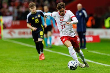 Nicola Zalewski, Polonya ve İskoçya milli takımları arasında PGE Narodowy 'de oynanan UEFA Uluslar Ligi maçında görüldü (Maciej Rogowski)