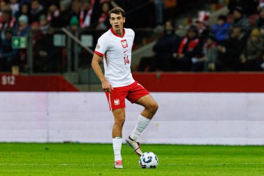 Jakub Kiwior, Polonya ve İskoçya milli takımları arasında PGE Narodowy 'de oynanan UEFA Uluslar Ligi maçı sırasında görüldü (Maciej Rogowski)