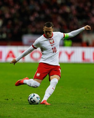 Piotr Zielinski, Polonya ve İskoçya milli takımları arasında PGE Narodowy 'de oynanan UEFA Uluslar Ligi maçında görüldü (Maciej Rogowski)