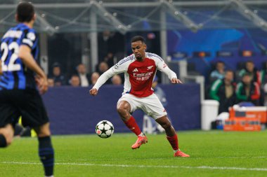 Gabriel Magalhaes UEFA Şampiyonlar Ligi maçında Internazionale Milano ve Arsenal FC (Maciej Rogowski)