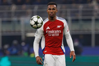 Gabriel Magalhaes UEFA Şampiyonlar Ligi maçında Internazionale Milano ve Arsenal FC (Maciej Rogowski)