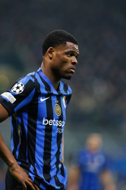 Denzel Dumfries UEFA Şampiyonlar Ligi maçında Internazionale Milano ve Arsenal FC (Maciej Rogowski)
