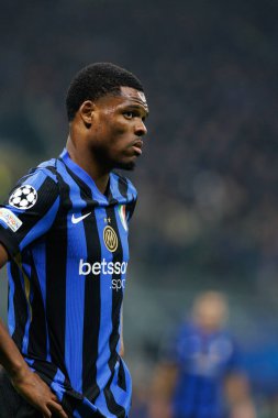 Denzel Dumfries UEFA Şampiyonlar Ligi maçında Internazionale Milano ve Arsenal FC (Maciej Rogowski)