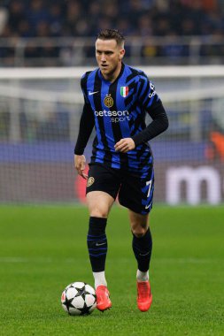 Piotr Zielinski UEFA Şampiyonlar Ligi maçında Internazionale Milano ve Arsenal FC (Maciej Rogowski)