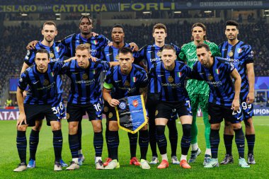 Internazionale Milano ve Arsenal FC (Maciej Rogowski) takımları arasında oynanan UEFA Şampiyonlar Ligi maçında Inter takımı)