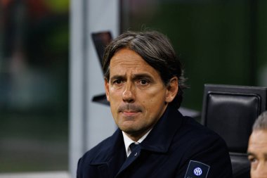 Simone Inzaghi UEFA Şampiyonlar Ligi maçında Internazionale Milano ve Arsenal FC (Maciej Rogowski) takımları arasında görüldü.)